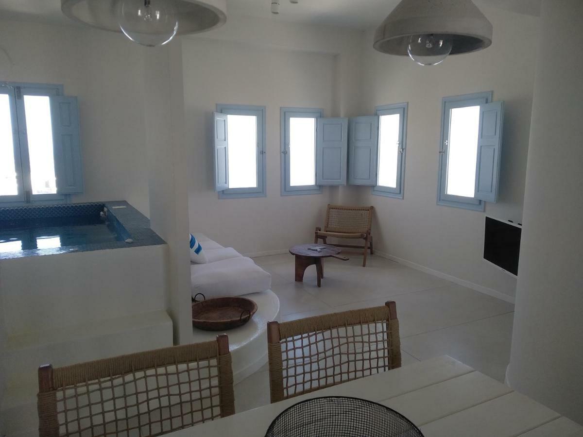 אויה Sol-Mate Suites מראה חיצוני תמונה